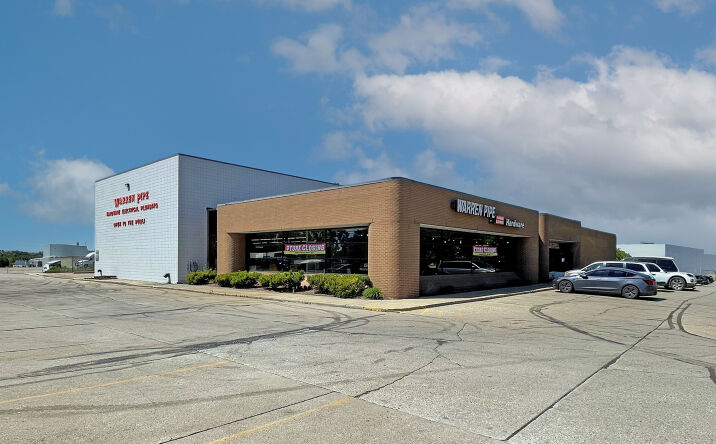 Pictures of Retail, Industrial, Mixed Use property located at 18660 15 Mile Road, Fraser, MI 48026 for sales - image #1