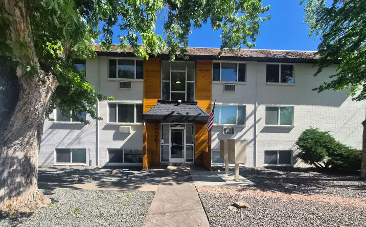 Pictures of Multifamily property located at 5661 West Green Meadows Place, Denver, CO 80227 for sales - image #1
