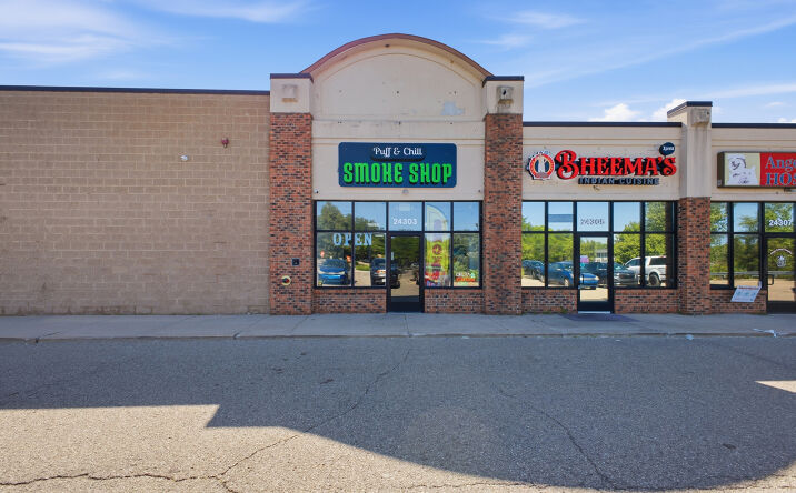 Pictures of Retail property located at 24303 Halsted Road, Farmington Hills, MI 48335 for sales - image #1