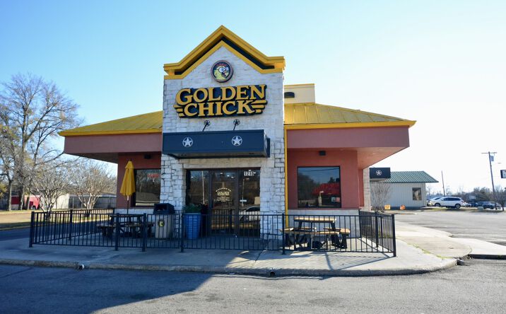 Pictures of Retail property located at 1210 Lamar Avenue, Paris, TX 75460, 1230 Lamar Avenue, Paris, TX 75460 for sales - image #1