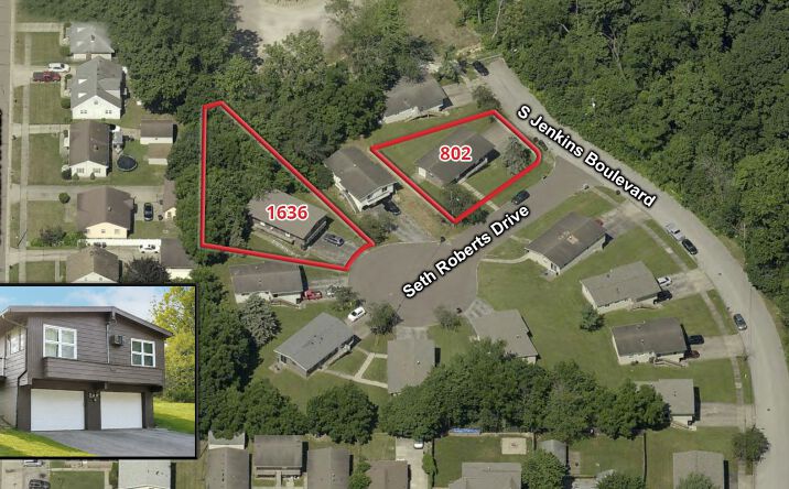 Pictures of Multifamily property located at 802 South Jenkins Boulevard, Akron, OH 44306 for sales - image #1
