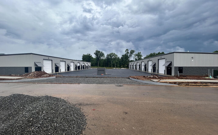 Pictures of Industrial, Mixed Use, Self Storage property located at Stewart Lane, Woodburn, KY 42170 for sales - image #1