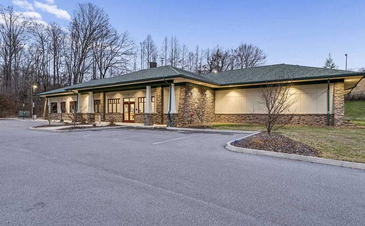 Pictures of Office property located at 1242 West Shipley Ferry Road, Kingsport, TN 37663 for sales - image #1
