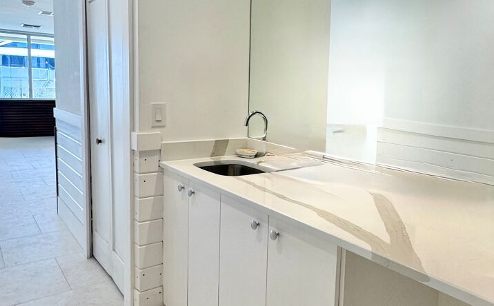 Pictures of Office property located at 1001 10th Avenue S, #102, Naples, FL 34102 for sales - image #1