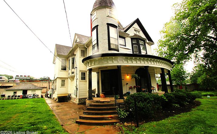 Pictures of Multifamily property located at 1642 BEECHWOOD AVE, LOUISVILLE, KY 40204 for sales - image #1