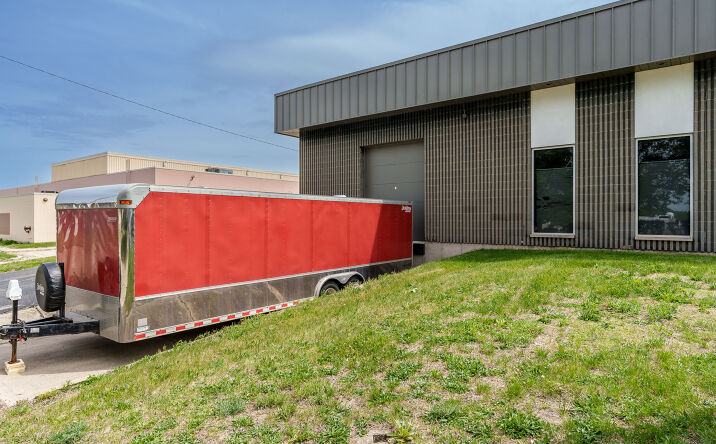 Pictures of Industrial property located at 4691 HYDRAULIC RD, ROCKFORD, IL 61109-2615 for sales - image #1