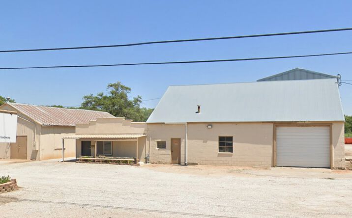 Pictures of Industrial property located at 5844 N. Broadway Street, Park City, KS 67219 for sales - image #1