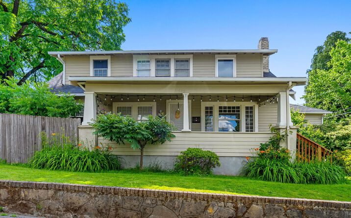 Pictures of Multifamily property located at 11525 SE 32ND AVE, MILWAUKIE, OR 97222-6723 for sales - image #1