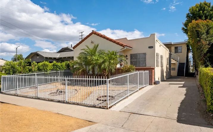 Pictures of Multifamily property located at 754 E 84th Place, Los Angeles, CA 90001 for sales - image #1