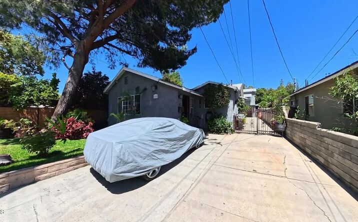Pictures of Multifamily property located at 855 San Pascual Avenue, Los Angeles, CA 90042 for sales - image #1
