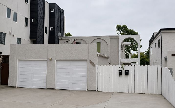 Pictures of Multifamily property located at 5419 LAURETTA ST, SAN DIEGO, CA 92110-2499 for sales - image #1