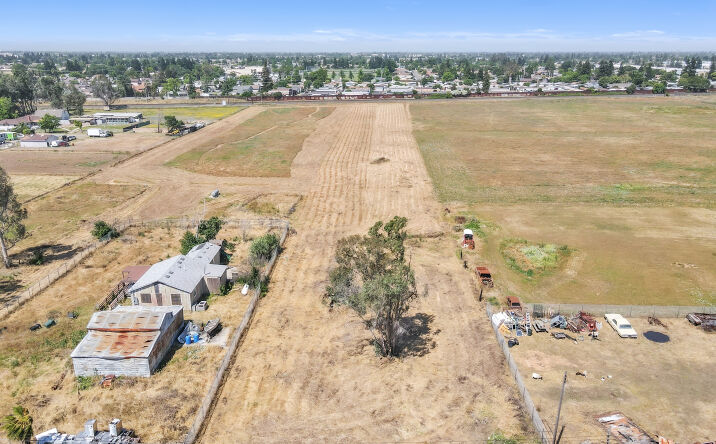 Pictures of Multifamily, Land property located at 8645 Carlisle Ave B, Sacramento, CA 95828 for sales - image #1