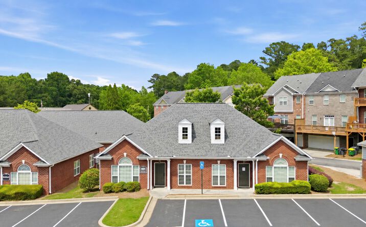 Pictures of Office property located at 215 River Park North Drive, Woodstock, GA 30188 for sales - image #1