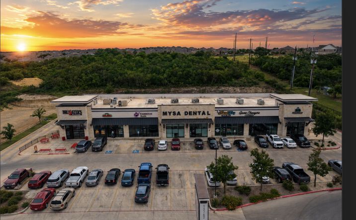 Pictures of Retail property located at 13762 Potranco Rd, San Antonio, TX 78245 for sales - image #1