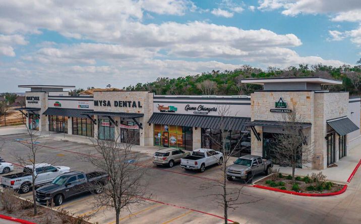 Pictures of Retail property located at 13762 Potranco Rd, San Antonio, TX 78245 for sales - image #1