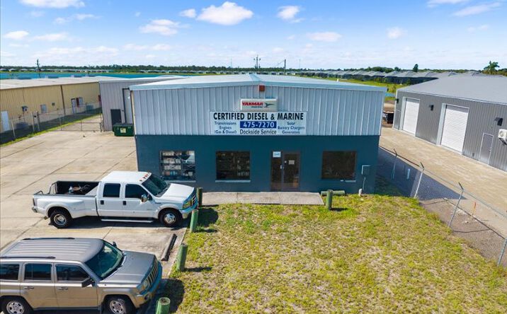 Pictures of Retail, Land, Business for Sale property located at 2640 Avenue of the Americas, Englewood, FL 34224 for sales - image #1
