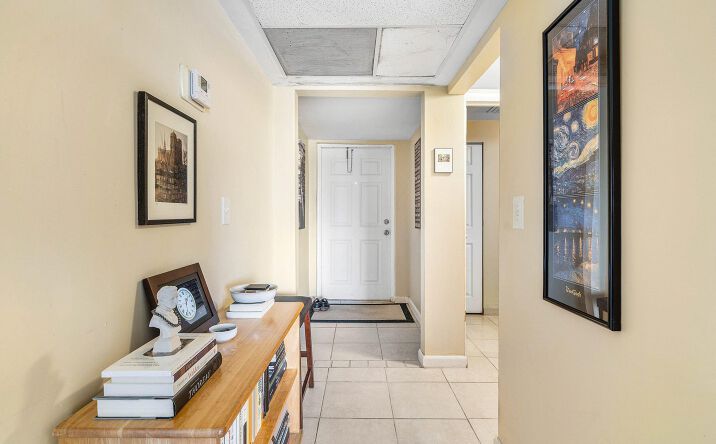 Pictures of Multifamily property located at 628 Southwind Circle, North Palm Beach, FL 33408 for sales - image #1