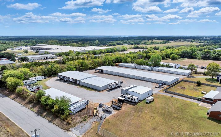 Pictures of Industrial property located at 3100 S Commerce, Ardmore, OK 73401 for sales - image #1