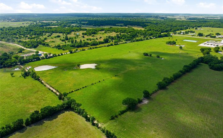 Pictures of Land property located at 17220 62 Highway, Morris, OK 74445 for sales - image #1