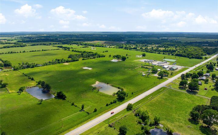 Pictures of Land property located at 17220 62 Highway, Morris, OK 74445 for sales - image #1
