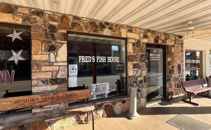 Pictures of Business for Sale property located at 225 Main St, Mammoth Spring, AR 72554 for sales - image #1