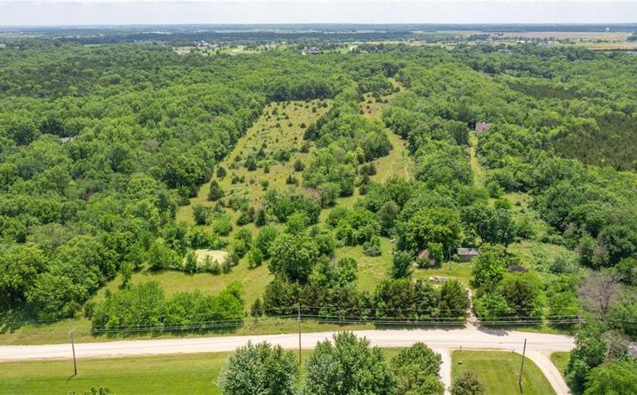 Pictures of Land property located at 1986 Rock Creek Road, Ottawa, KS 66067 for sales - image #1