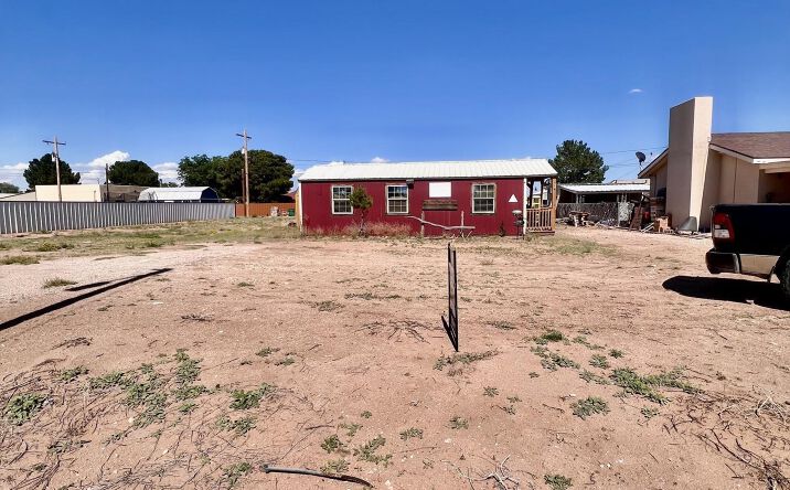 Pictures of Land property located at TBD S Fifth Street, Jal, NM 88252 for sales - image #1