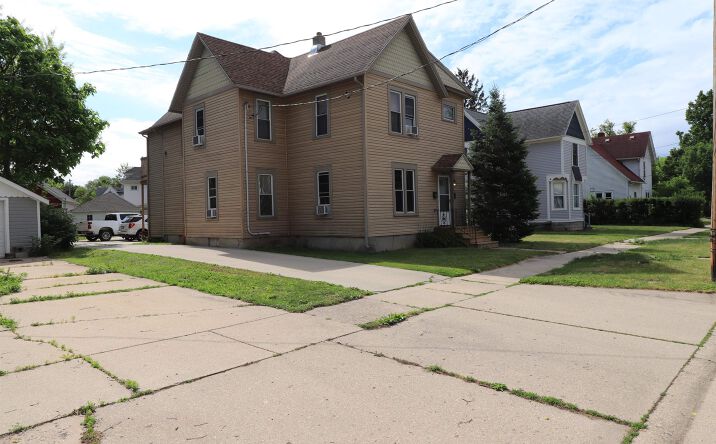 Pictures of Multifamily property located at 612 Yuba Street, Janesville, WI 53545 for sales - image #1
