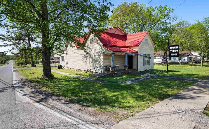 902 W 3rd St, Imboden