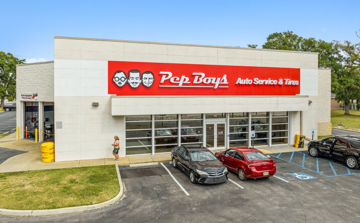 Pictures of Retail property located at 2580 Beach Boulevard, Biloxi, MS 39531 for sales - image #1