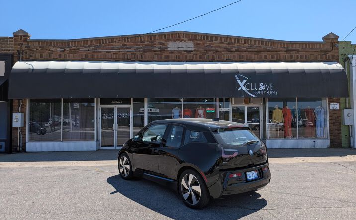 Pictures of Retail, Office, Industrial property located at 4342 Division Avenue S, Grand Rapids, MI 49548 for sales - image #1