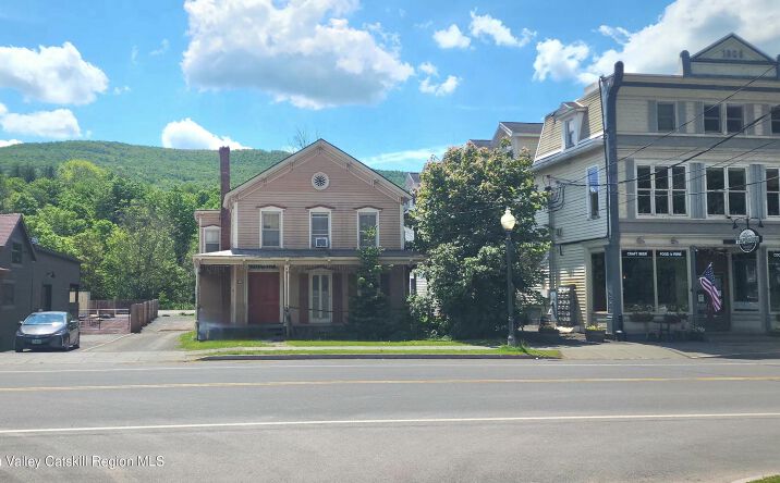 Pictures of Multifamily property located at 5355 New York 23, Windham, NY 12496 for sales - image #1