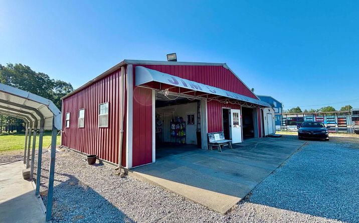 2896 US-62, Highland