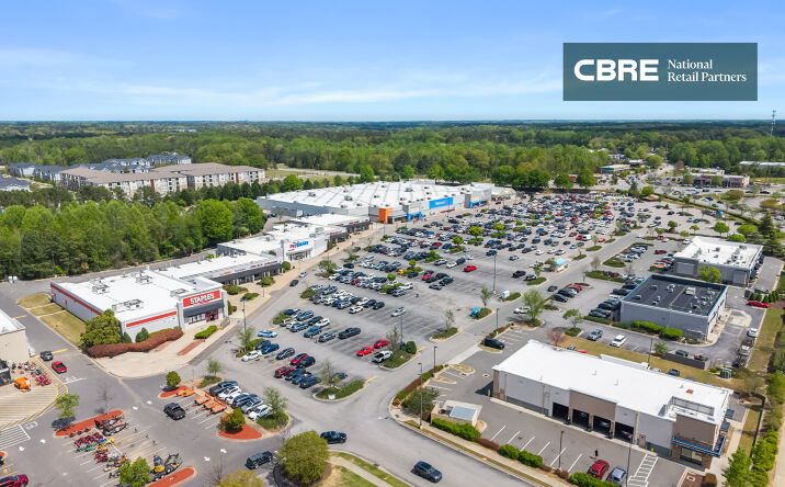 Pictures of Retail property located at 921 E Broad St, Fuquay-Varina, NC 27526 for sales - image #1