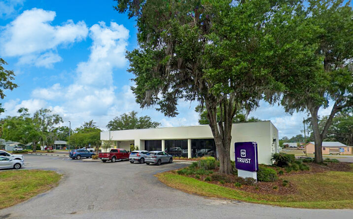Pictures of Retail property located at 5760 SE County Hwy 484, Belleview, FL 34420 for sales - image #1
