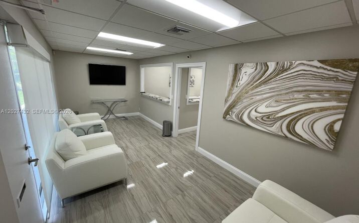 Pictures of Mixed Use, Office, Retail property located at 201 N University Dr # 13, Plantation, FL 33324 for sales - image #1