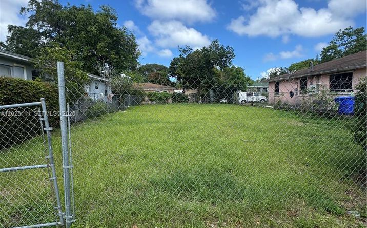 Pictures of Land, Multifamily property located at 6335 NW 1st Ct, Miami, FL 33150 for sales - image #1