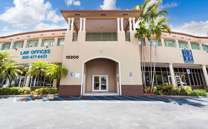 Pictures of Office property located at 10200 NW 25th St # A105, Doral, FL 33172 for sales - image #1