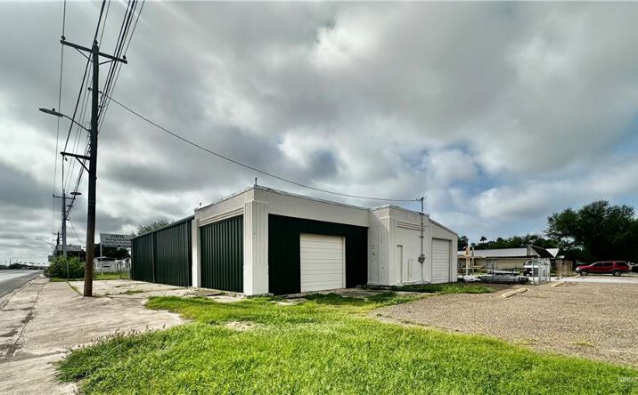 Pictures of Industrial, Land, Mixed Use property located at 611 E US Highway Business 83, Alamo, TX 78516 for sales - image #1