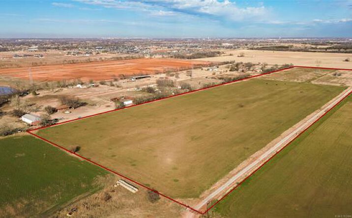 Pictures of Mixed Use, Land property located at 16901 South Pennsylvania Avenue, Oklahoma City, OK 73170 for sales - image #1