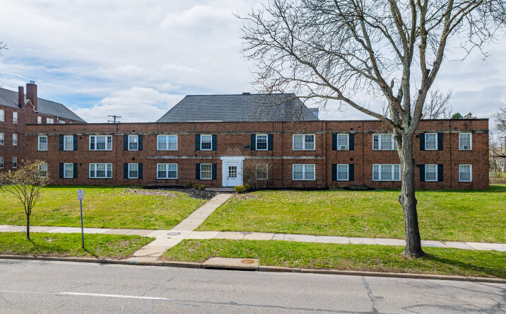 Pictures of Retail, Multifamily property located at 15500 Van Aken Boulevard, Shaker Heights, OH 44120 for sales - image #1