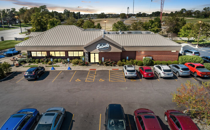 Pictures of Retail property located at 5742 Tylersville Rd, Mason, OH 45040 for sales - image #1