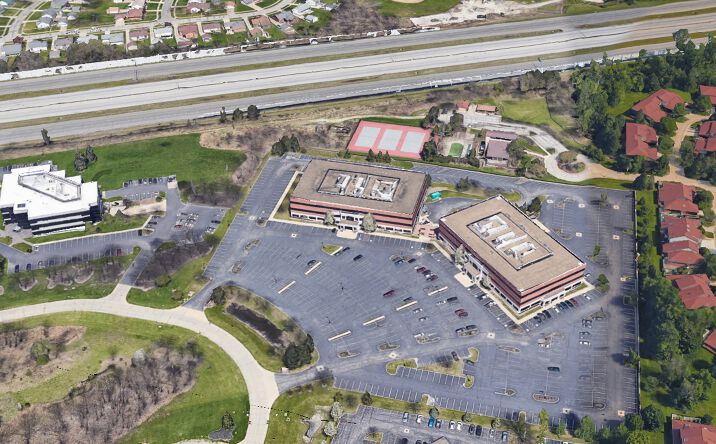 Pictures of Office property located at 6085 Parkland Boulevard, Mayfield Heights, OH 44124 for sales - image #1