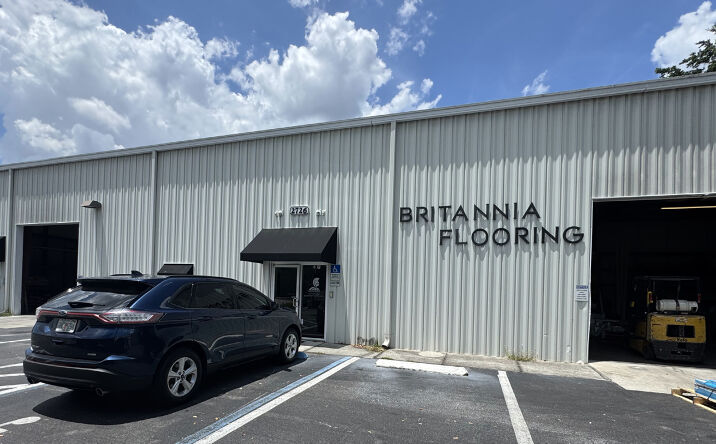 Pictures of Industrial property located at 2726 Pemberton Drive, Apopka, FL 32703 for sales - image #1