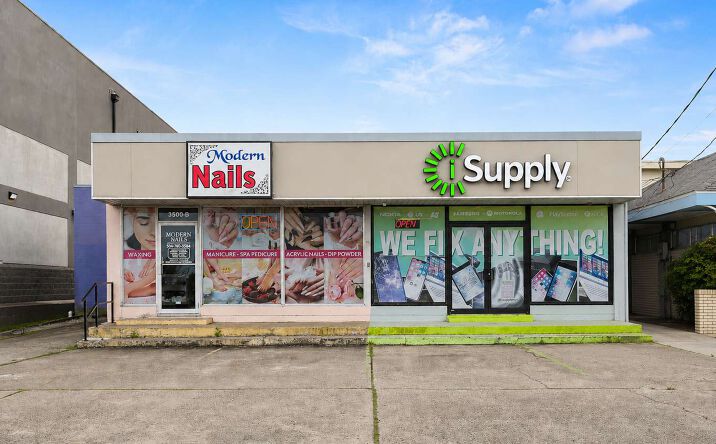 Pictures of Retail property located at 3500 Veterans Blvd, Metairie, LA 70002 for sales - image #1