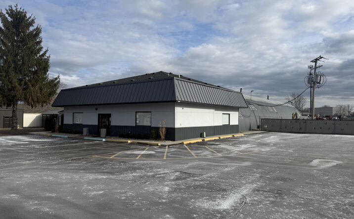 Pictures of Industrial property located at 2300 Edinburgh Road, Waterford, MI 76018-2543 for sales - image #1