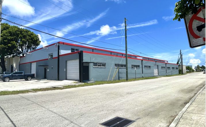 Pictures of Industrial property located at 2099 South Park Road, Hallandale Beach, FL 33009 for sales - image #1