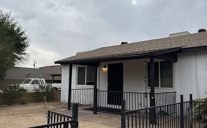 Pictures of Multifamily property located at 8838 North 2nd Street, Phoenix, AZ 85020 for sales - image #1