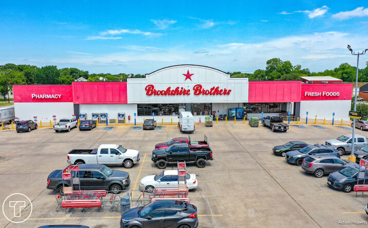 Pictures of Retail property located at 309 N Lasalle St, Navasota, TX 77868 for sales - image #1