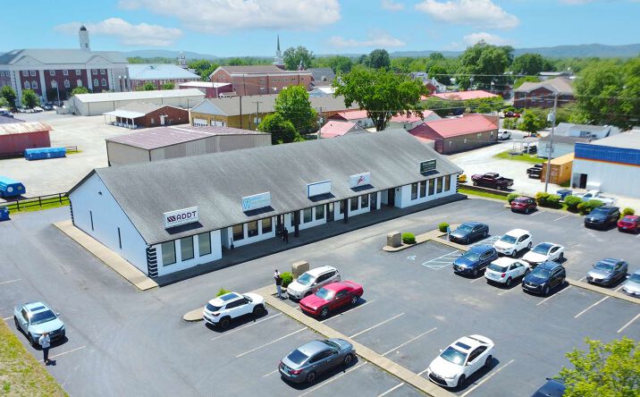 Pictures of Retail property located at 181 KY-44, Shepherdsville, KY 40165 for sales - image #1